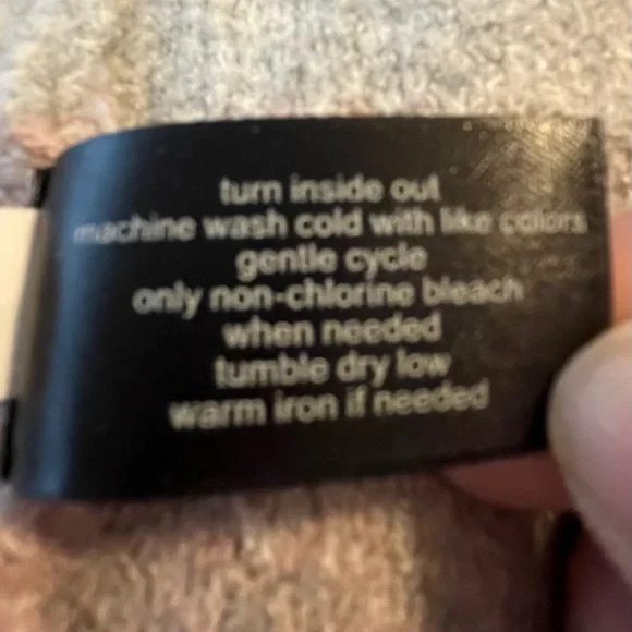 Lane Bryant Women’s Pink and Gray Plaid Cardigan - Picture 9 of 9